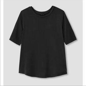 universal standard black arvo top. cupro and viscose blend. soft silky matte 4xs